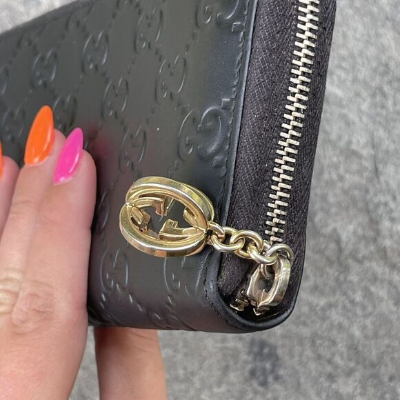 Gucci Black Monogram Leather Zip Wallet Interlocking GG Zipper Pull - Picture 6 of 14